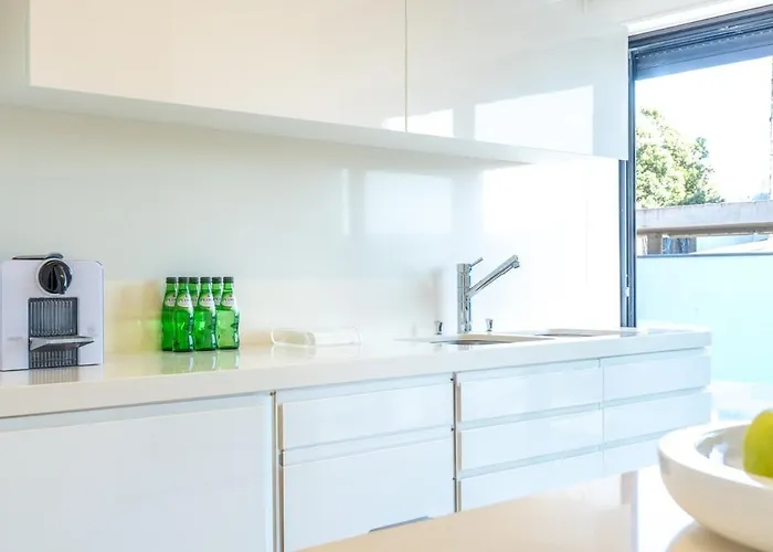 Front By Portugal Active