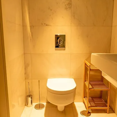 Front By Portugal Active *