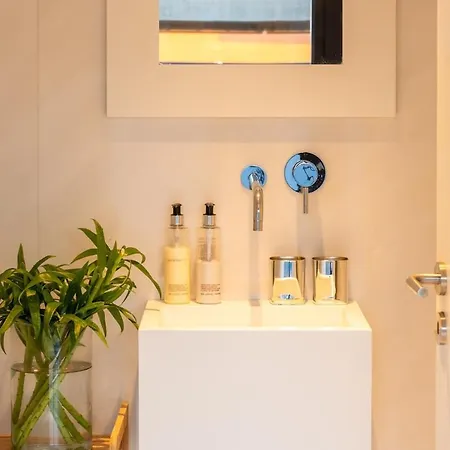 Front By Portugal Active *