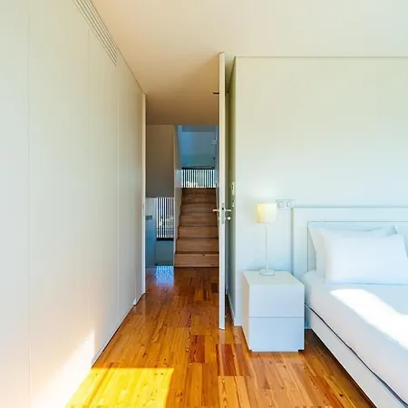 Front By Portugal Active *