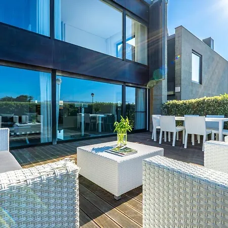 Feriehus Front By Portugal Active