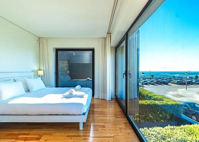 Front By Portugal Active Semesterbostad