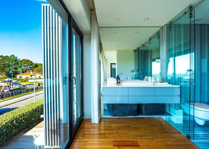 Front By Portugal Active Moledo