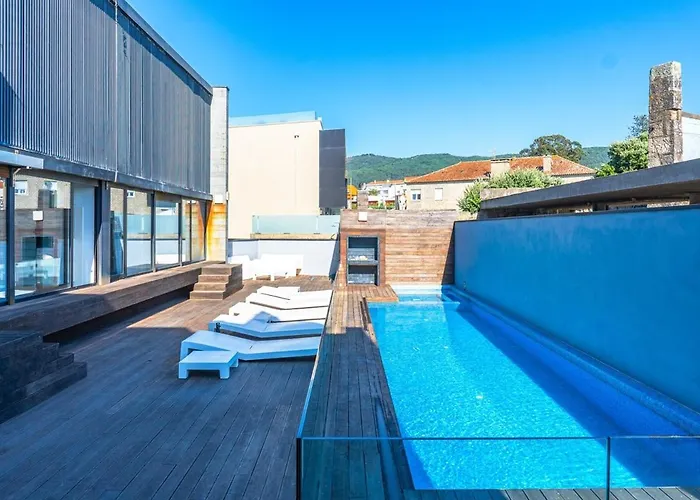 Front By Portugal Active Nyaraló *