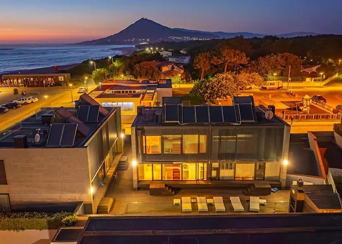 Semesterbostad Front By Portugal Active